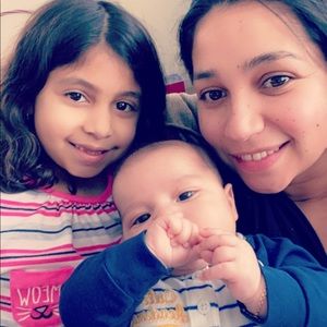 Meet your Posher, Carolina